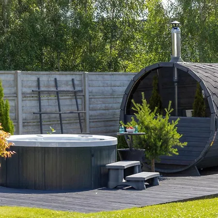 Villa Przystan Baltic - Luxury House Sauna & Jacuzzi *