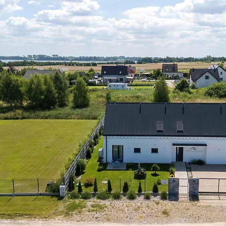 Przystan Baltic - Luxury House Sauna & Jacuzzi Villa Zastan