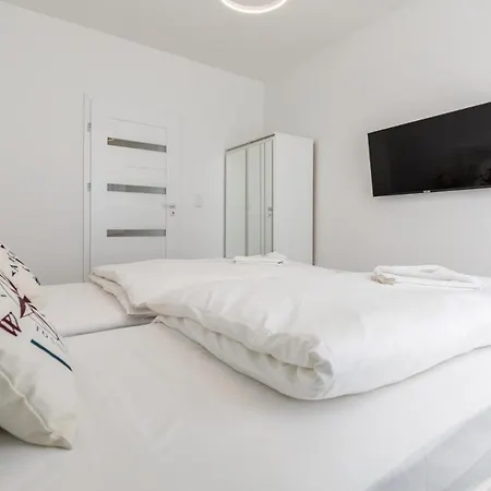 Villa Przystań Baltic - Luxury House Sauna&jacuzzi