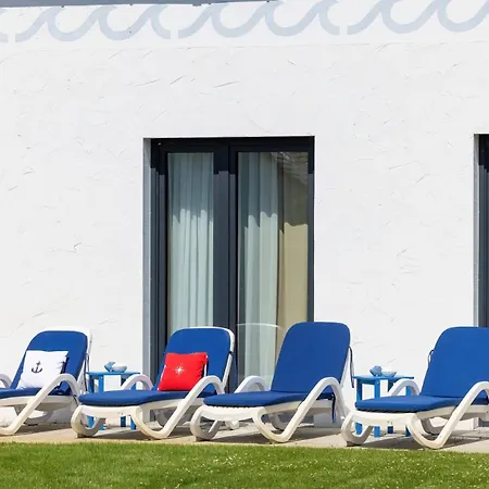 Villa Przystan Baltic - Luxury House Sauna & Jacuzzi