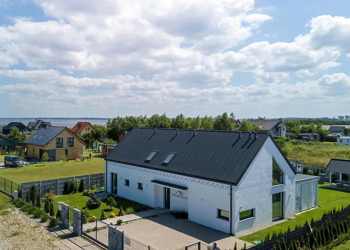 Villa Przystan Baltic - Luxury House Sauna & Jacuzzi